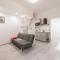 GuestHost - Porta Garibaldi White Flats