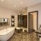 Colonna 18 Apartment by Ghor