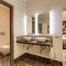 Colonna 18 Apartment by Ghor