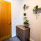 Free Parking | Smart TV | 4 guests Free Parking | Smart TV | 4 guests