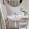 ULIVI - Charming 1 bedroom apartment with garden and parking