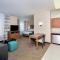 Hawthorn Suites by Wyndham Naples - نيبلس