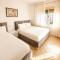 H&G Seaview Apartments