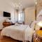 Little Rhome Suites