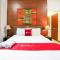 RedDoorz Plus @ Taman Madiun