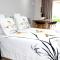Comfort e Casa Guest Lodge Near OR Tambo Airport