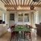 Villa in Saignon with Pool and Scenic Views