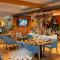 Patrix Hotel, Restaurant, Bar