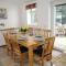 4 Bed in Swansea oc-hh682