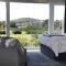 4 Bed in Swansea oc-hh682