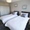 4 Bed in Swansea oc-hh682