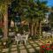 Villa Pina Senigallia a 1 min dal mare con giardino e parcheggio
