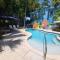 Two Duval Street Suites w pool