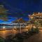 Two Seasons Coron Bayside Hotel