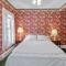 St. Elmo Hotel