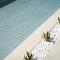 Theros Suites