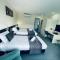 Legends Motel