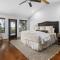 Pool, Porch and Stunning Views Spacious Texas Home!