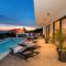 Luxury Villa Happiness Private Pool, Jacuzzi, Sauna & Gym Near the Beach