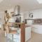 Luxury Villa Happiness Private Pool, Jacuzzi, Sauna & Gym Near the Beach