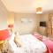 Sunnyside Holiday Home
