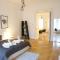 Five Seasons Apartment
