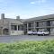 Quarters Inn & Suites