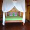 Ninis Beach Bungalows