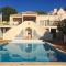 Top Cliff Villa with ocean view and pool at stunning cliffs