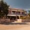 Old Nikitis Hotel