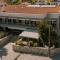 Old Nikitis Hotel