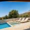 Minos Villa