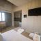 Theros Suites