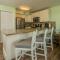 2405 Ocean Pointe Suites