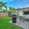 Kewarra Beach King Bed 4BR House, Pool, BBQ, Dog Friendly