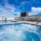 Cairns City Escape - Elevated Modern Haven with Pool