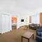 Howard Johnson by Wyndham Quincy/ Boston