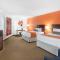 Howard Johnson by Wyndham Quincy/ Boston