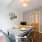 Spacious Cosy Cove with Large Driveway and Garden