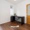 Spacious Cosy Cove with Large Driveway and Garden