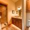 Cowboy Heaven Suites-Unit 2B