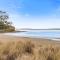 Beachfront Apartment Blackmans Bay