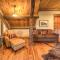 Latigo Lodge