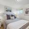 Cozy Carmet Cottage