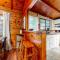 Cozy Riverview Cabin
