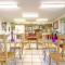 Super 8 by Wyndham Covington