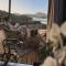 Tula Retreat - Secluded Karoo Escape - Hot Tub - Private Boat Arrival
