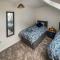 No 1 Fox Burrow-Uk44306