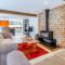 Kestrel Barn-Uk31353