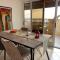 Seaview Luxury Penthouse Mare